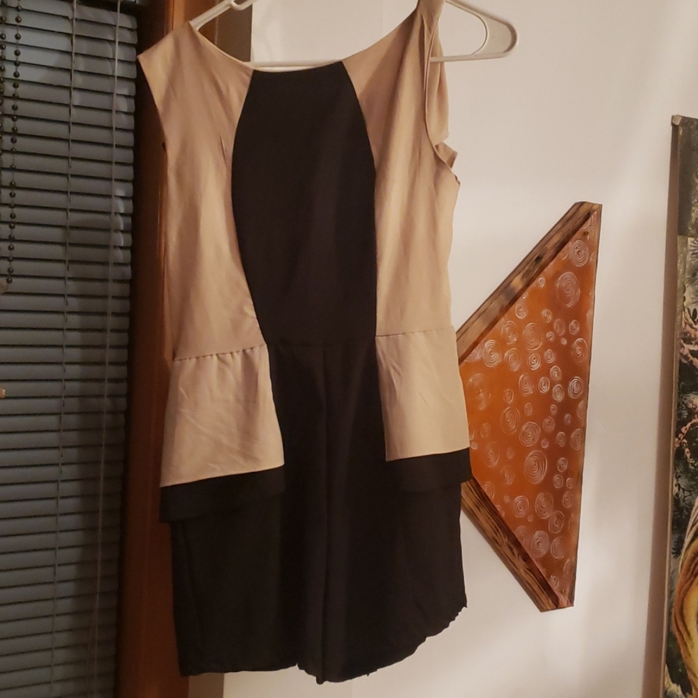 Romper - Picture 1 of 3